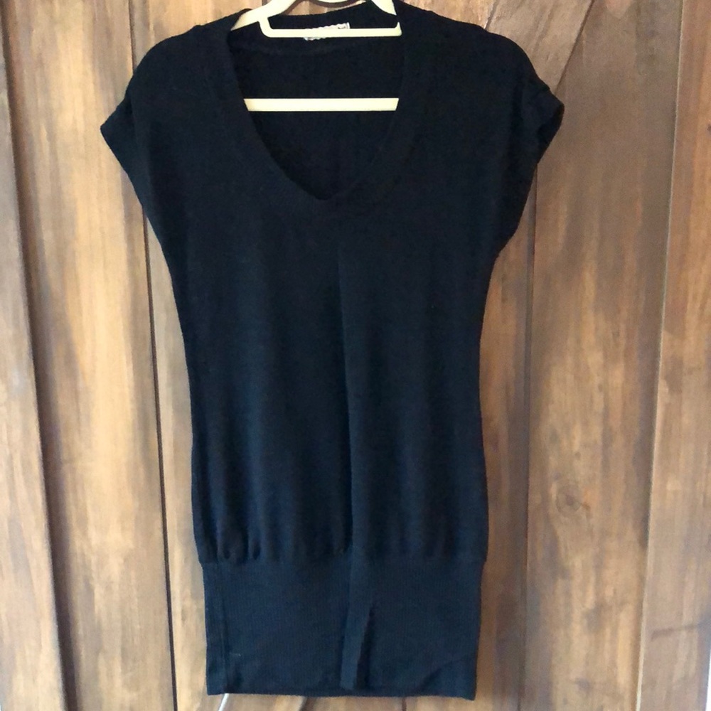 Scoop neck long sweater size M/L